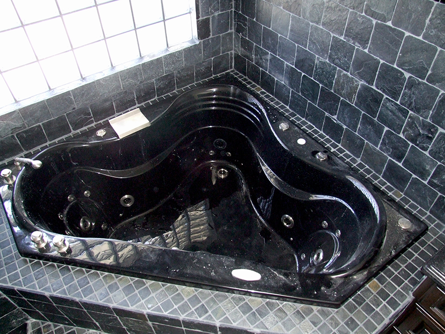 Black granite tile jacuzzi